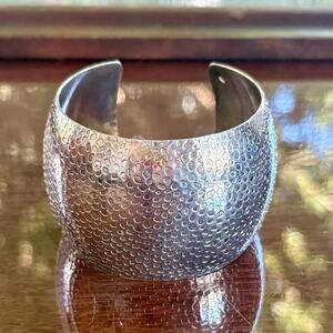 Textured Silver Tone Cuff Bracelet | Hammered Finish Modern Minimalist